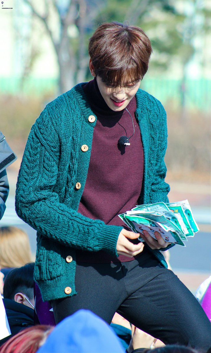 EUNWOOHOLIC_COM's tweet image. 171128 미니팬미팅 #아스트로 #차은우 #이동민 #니가불어와 #ASTRO #CHAEUNWOO #BARAM 💕💕