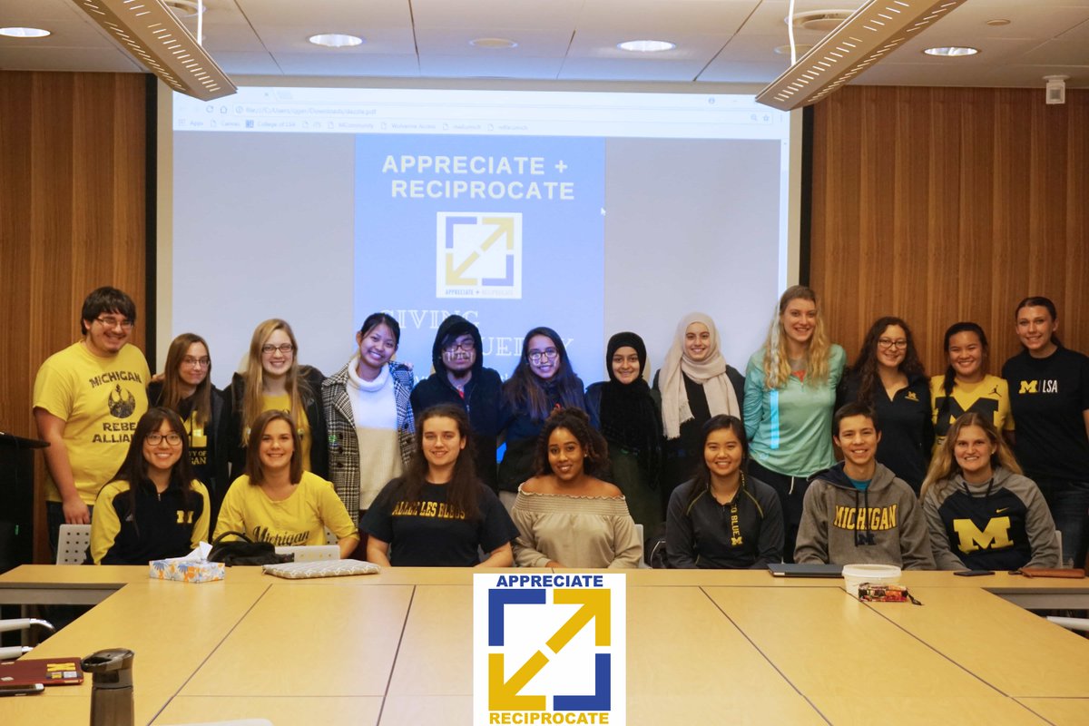 abigail_nutter's tweet photo. Appreciate + Reciprocate is celebrating the Bicentennial by working hard to raise funds for our org's endowed scholarship! #GivingBlueday
You can help by donating to our giving basket :) https://t.co/WDaT1KBkIo https://t.co/5NOziUvSYx