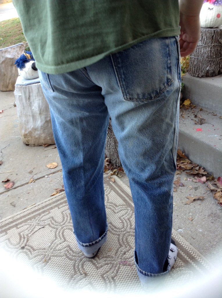 sherryboberry1's tweet photo. Vintage grunge jeans #mamasunbear2 #etsyshop #grungefashion #eclectic #hipster #etsyfinder #etsybuyer #etsyhunter #etsyvintage @foundinetsy @EtsyRetweeter @smckc @EtsyCents @EtsyClub https://t.co/bbtB2WPNZF