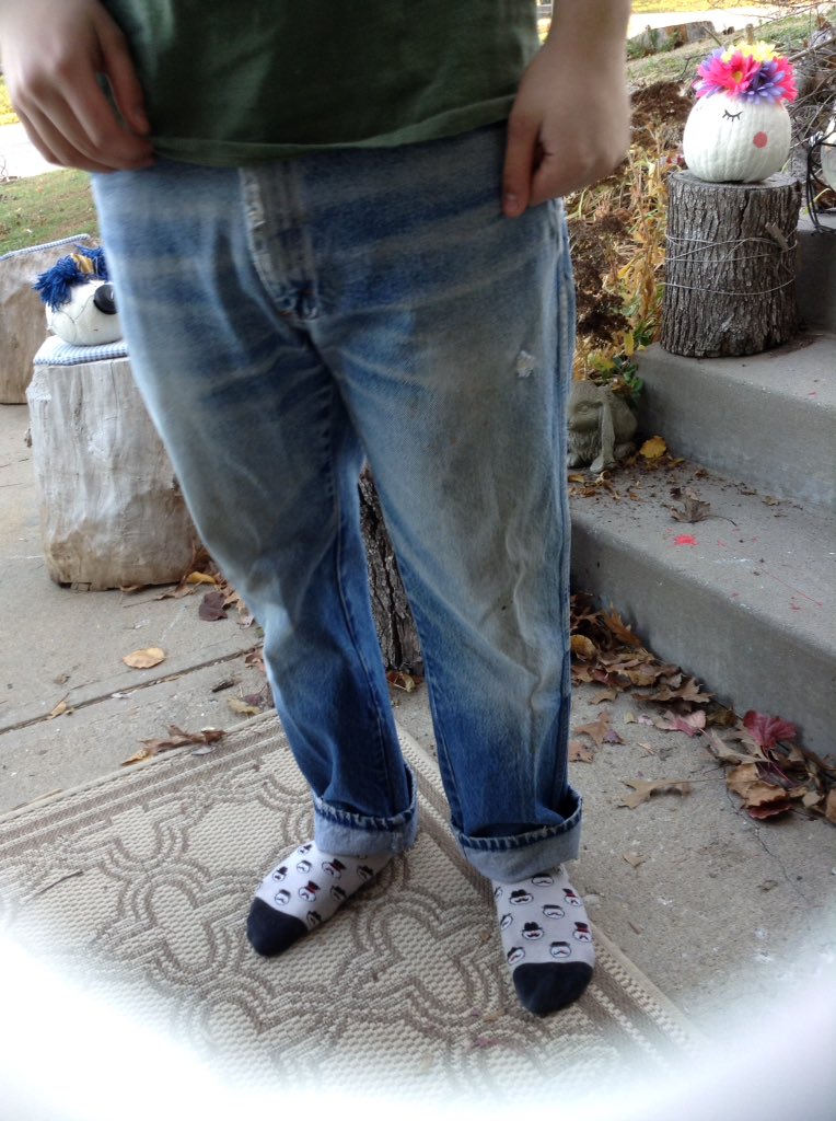 sherryboberry1's tweet photo. Vintage grunge jeans #mamasunbear2 #etsyshop #grungefashion #eclectic #hipster #etsyfinder #etsybuyer #etsyhunter #etsyvintage @foundinetsy @EtsyRetweeter @smckc @EtsyCents @EtsyClub https://t.co/bbtB2WPNZF