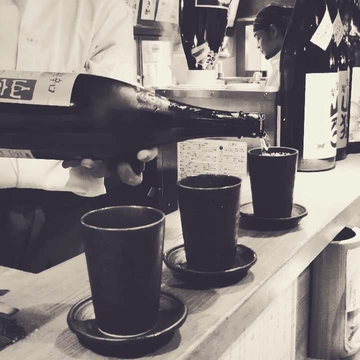 SakeTours's tweet photo. It’s winter ❄️ now in Japan - which means ... great food and even greater sake! Get here - now.
#japanesesake #japanesefood #foodie #nihonshu #nihonshutrip #sake #日本酒 #japantour #tourjapan #japantravel #traveljapan #instafood #instasake #visitja… https://t.co/SSLhRCdcQa https://t.co/tPDEZjK4Uq