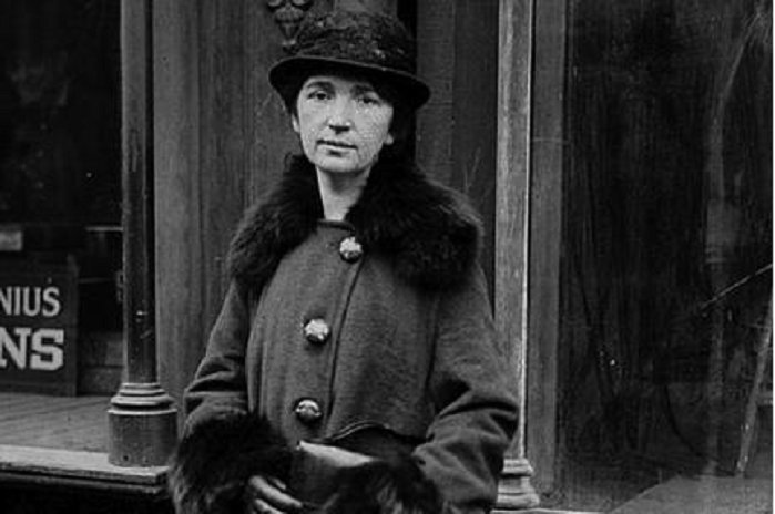 LifeNewsHQ's tweet photo. 21 Eye-Opening Quotes From Planned Parenthood Founder Margaret Sanger https://t.co/V84jJjFs31 #ImNotAMedicalDoctorBut #DefundPP https://t.co/JfsslKZlgs