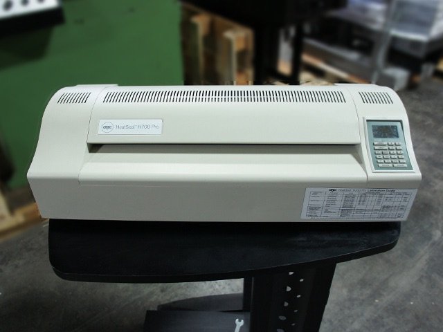 usedpresses's tweet image. For Sale: #GBC H700 Pro Used Bindery &amp;amp; Finishing machine is now available at best price. For more detail call @ 1-800-268-6577 OR Email @ machines@printersparts.com OR Visit @ used-presses.net/product/binder…. Find more machines at goo.gl/aVnHCc #UsedBinderyMachine #UsedMachines