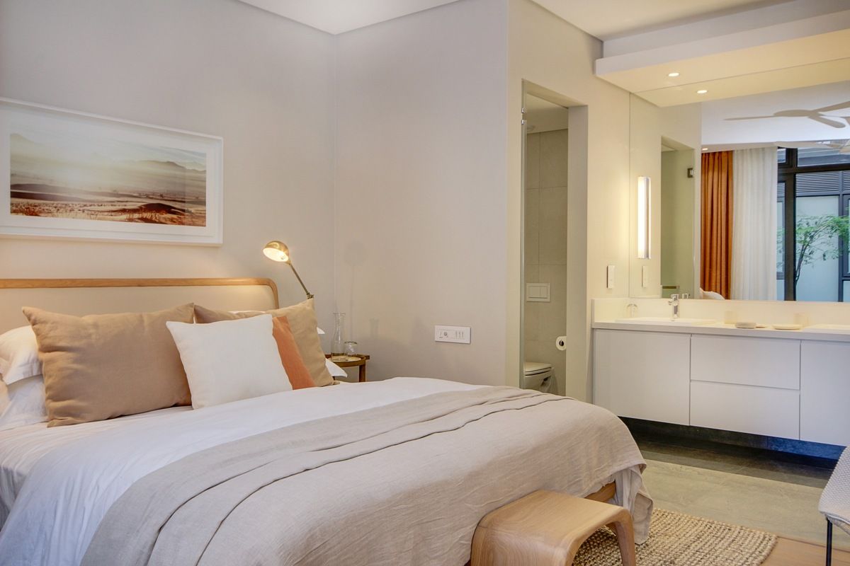 noxcapetown's tweet photo. Are you looking to stay in Cape Town over the December holidays? Why not book this amazing 2 bedroom, 2 bathroom apartment we still have available in De Waterkant.
Contact us to enquire or book.
#loaderA
#dewaterkant
#accommodation
#holiday
#christmas
#newyear https://t.co/Nvkik3OwaT