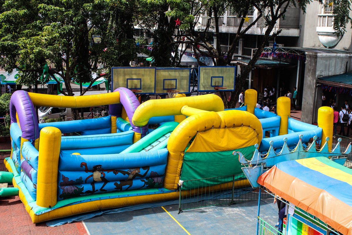 BrunoGars23's tweet photo. Perya de Letran Manila 🎢🎪🎡 https://t.co/pWBZry8zUn