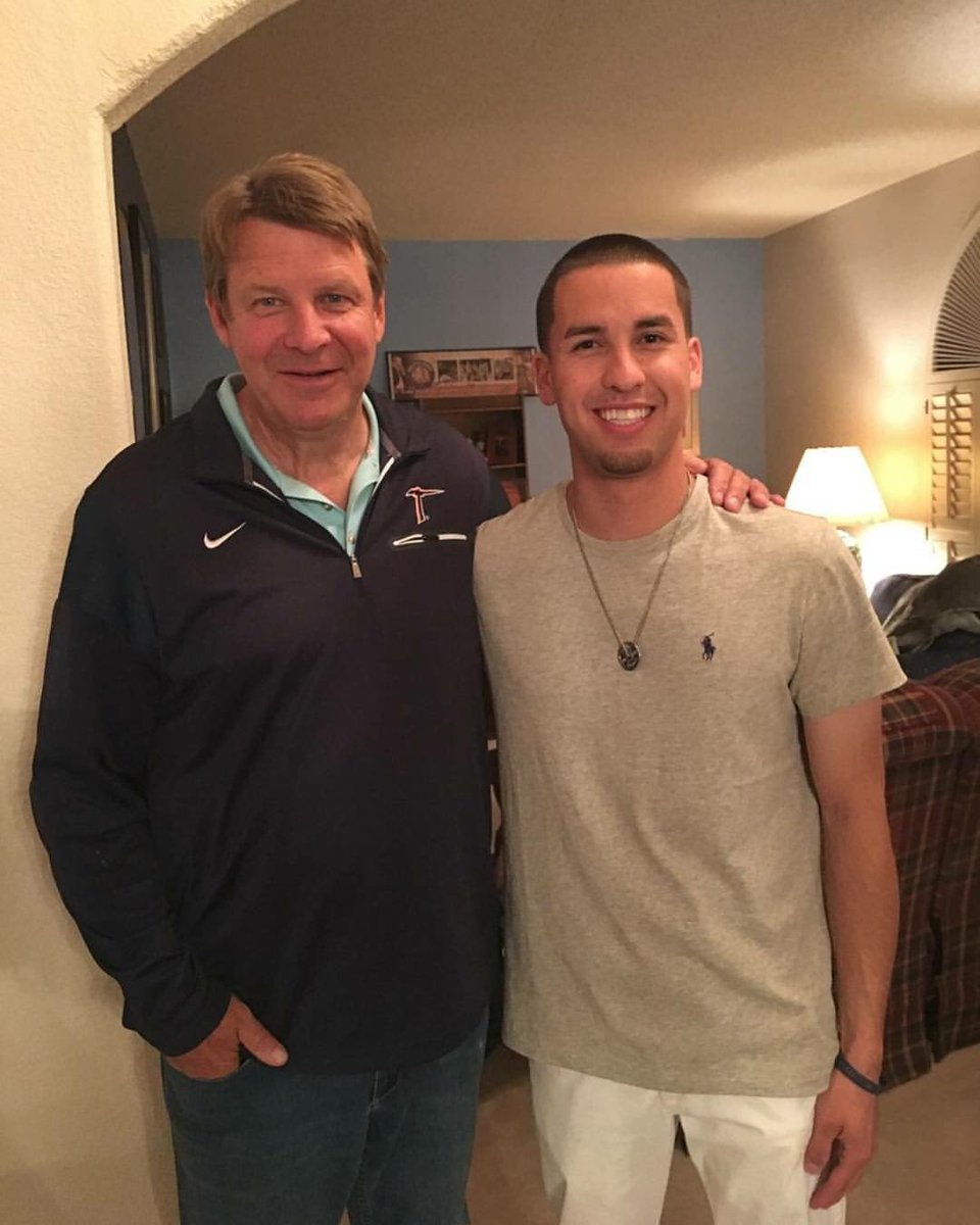 ConorBellegarde's tweet photo. Thanks for everything Coach Floyd @UTEP_MBB !!!#MinerStrong 🙏🏼🙏🏼🙏🏼 ⛏🏀 https://t.co/szc4lBUlN5