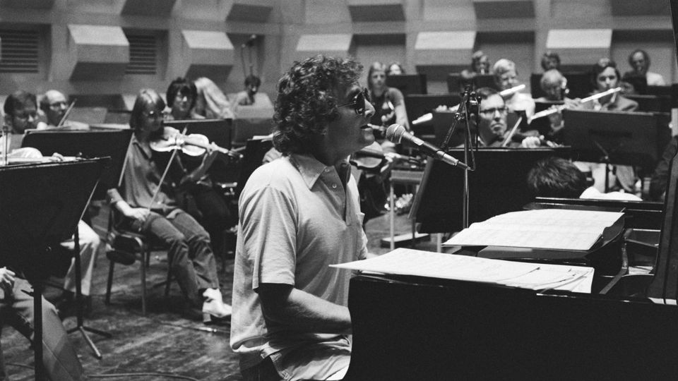 Happy Birthday to Randy Newman who turns 74 today! 