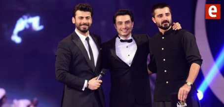 AamirSohail56's tweet photo. T No (1)...
The very first time I saw Fawad on Screen was at #LSA2016.
And then, #Filmfare2015
#HappyBDayFawad https://t.co/iyFDpu5lvc