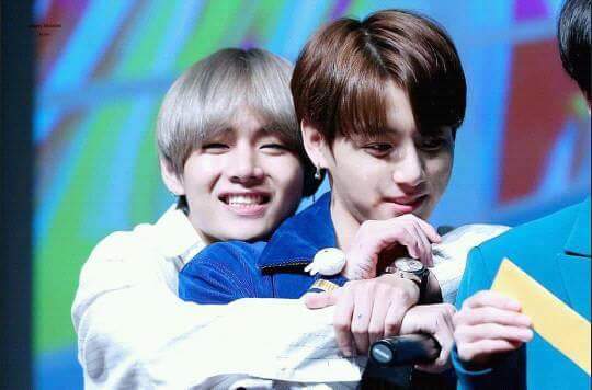 nicole_mintad's tweet photo. Vkook💕 https://t.co/d2y3gjVxAq