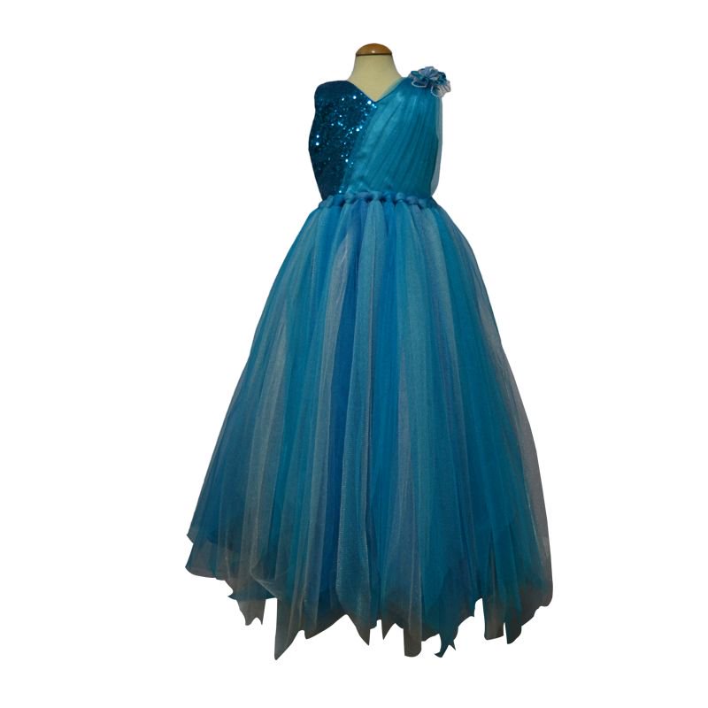 simplycute7's tweet photo. Simply Cute Tutu Princess Elsa Inspired Gown (Turquoise Blue) Visit: https://t.co/bQ1e3aWJIF #beauty #lifestyle #fashion #style #weddingdress
#bridaldress #bridal #flowers #fashionstyle #fashiondesign #fashionblogger #themedress #birthdaydresses #customised #girlspartydress https://t.co/ZRDhN1ovcC