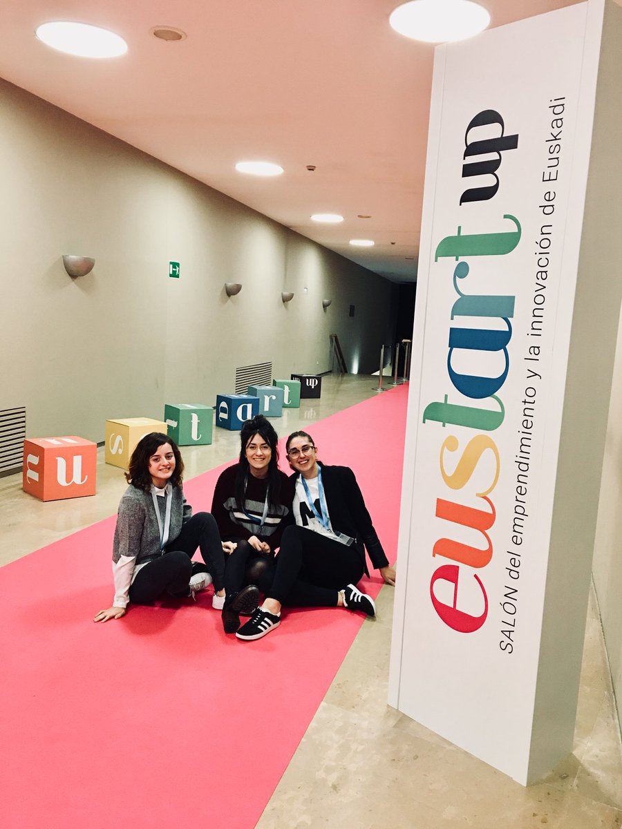 Hoy la <a href="/MondragonTA/">Mondragon Team Academy</a> community se ha acercado hasta <a href="/EustartupShow/">Eustartup</a>.  #rockingentrepreneurship