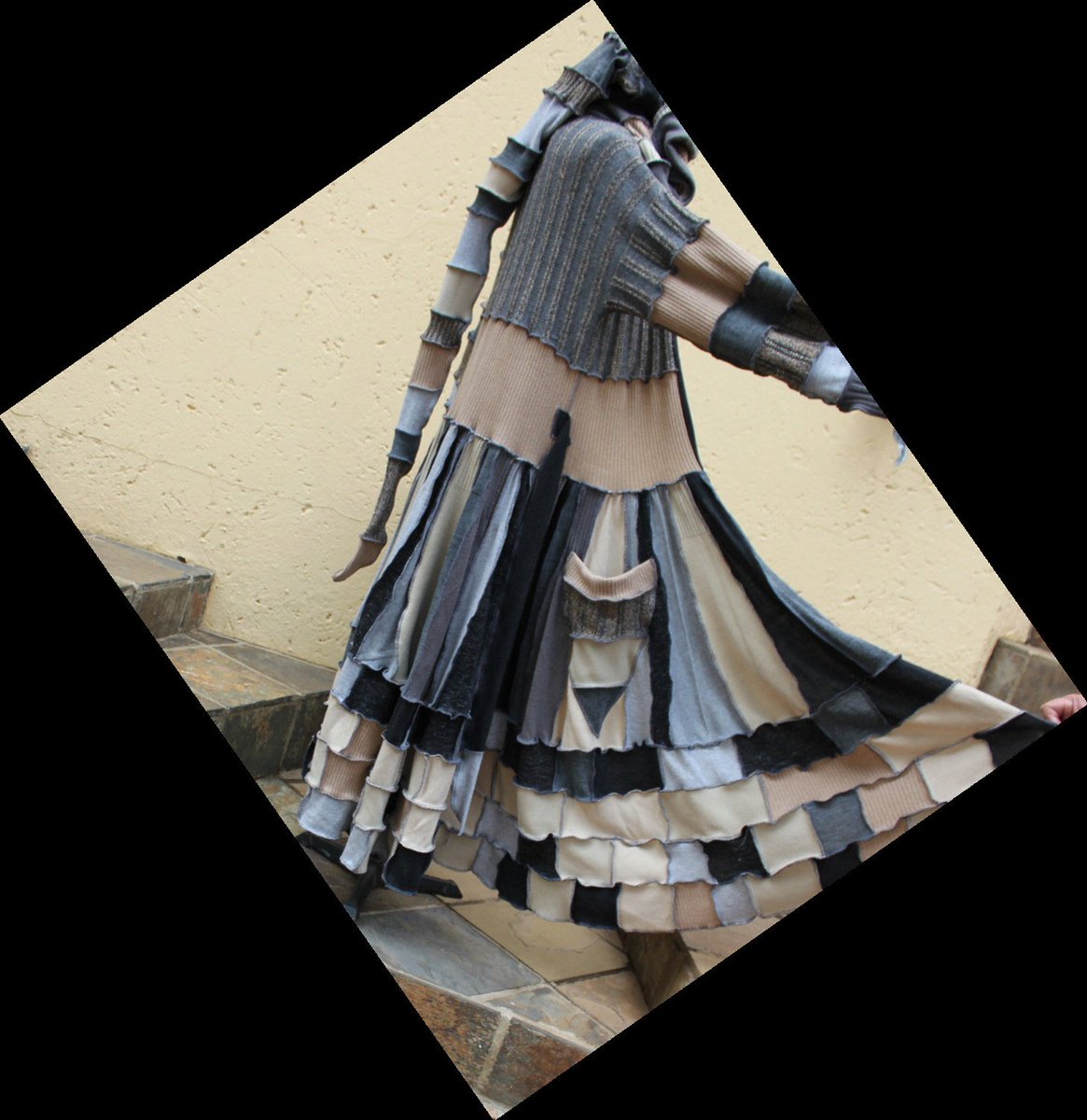 kennainafrica's tweet photo. Katwise sweater coat ,  Katwise inspired Coat , Winter coat , Long s… https://t.co/MYfgZSuQ5M #Etsy #KatwiseInspired https://t.co/8IR6xDkiXM