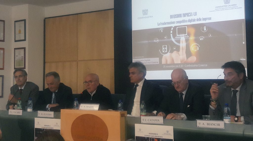 Sulla fontiera dell'#innovazione tecnologica si vince o si perde la sfida del #futuro. Per questo ritengo che rispetto a questa sfida bisogna esserci e non essere indifferenti.