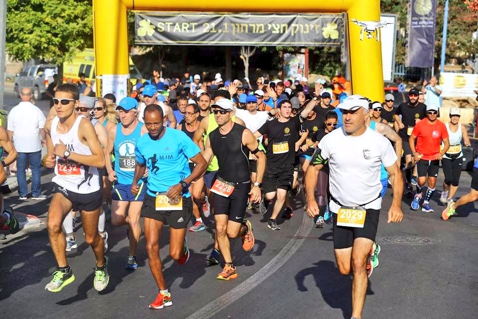 mgsRun's tweet image. El "Maratón de la Biblia": La especial competición que rememora una de las primeras maratones (42K reales) en la historia de la Humanidad, mencionada en la Biblia al comienzo del libro de Samuel | is.gd/sIyh88