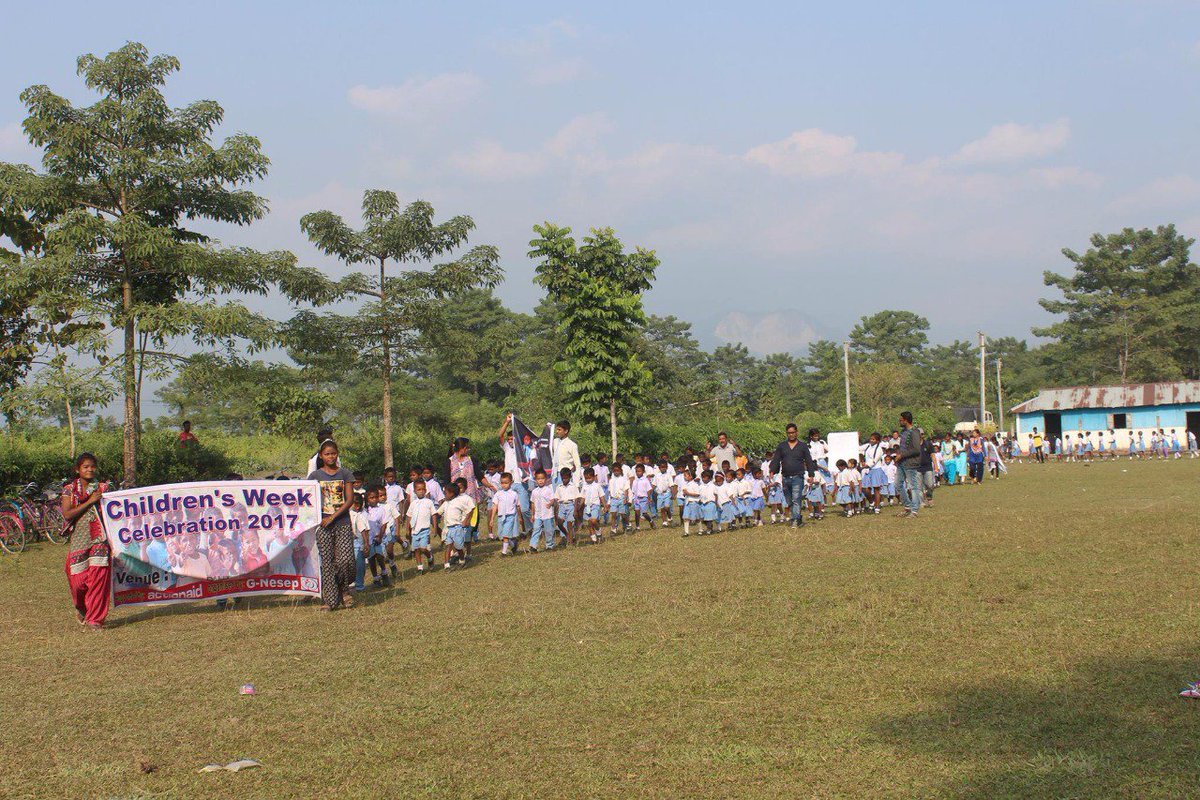 Children from communities living in tea gardens of West Bengal's Alipurduar dist, participating in a foot march &amp; discussion on school safety organised by our ally GNESEP as part of #SchoolWithoutFear drive.
