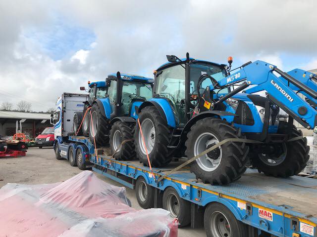LandiniUKROI's tweet photo. Great to see these Landini 5-D, 6C and 5-H Series tractors being delivered to Ryalls Farm Machinery, our #LovinMyLandini dealer at Watergrasshill, Co Cork, Ireland. Call Trevor Ryall (021 4889313) if you want to take a look or find out more. @AgrilandIreland @farmersjournal https://t.co/qZtS8z3obo