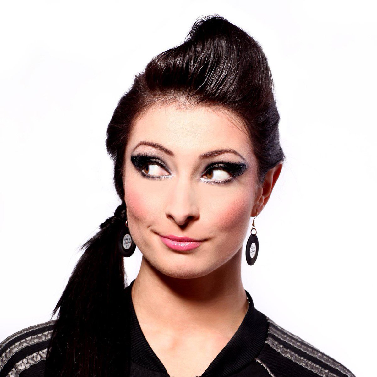 Le #podcast du 1er épisode de "Tous ces #Jazz !" est dispo. Un #mix inédit de la #DJ productrice écossaise #RebeccaVasmant
mixcloud.com/newmorningradi…
#NewMorningRadio #Radio #Paris <a href="/RebeccaVasmant/">Rebecca Vasmant</a>