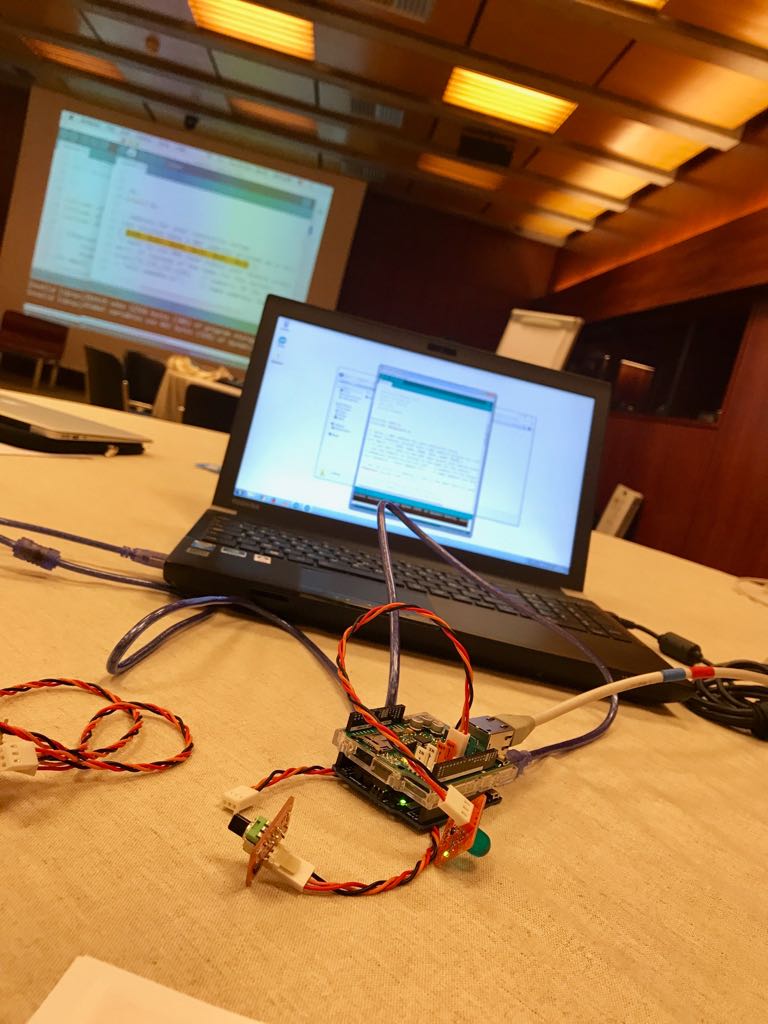 3dlan_org's tweet image. Day 2 in #SocialInnovEU #27-28NovLisbon with @tecnalia colaborating, learning, investigating, working for #OpenTechnology and #ComplexConditions