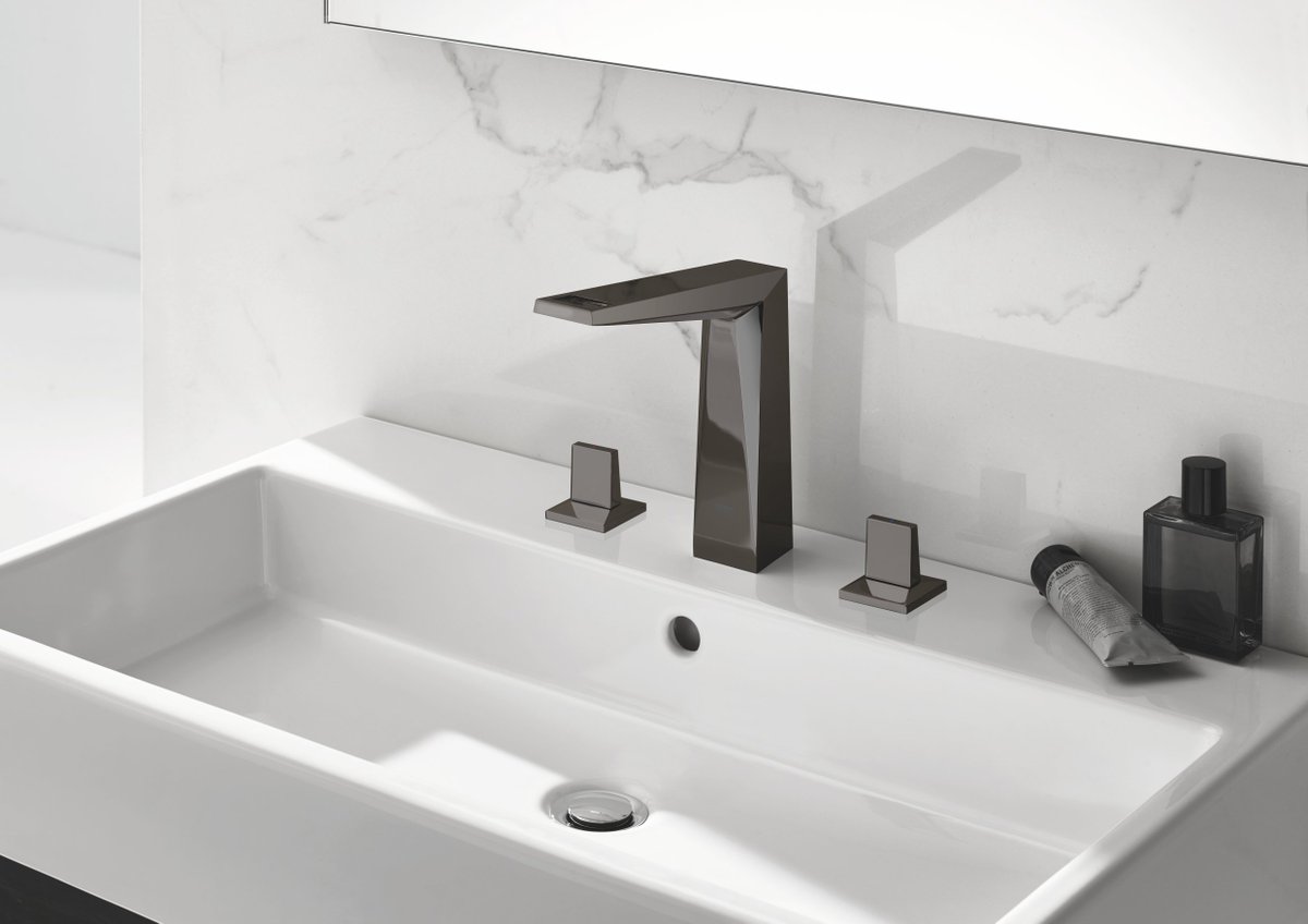 GroheUK's tweet photo. Make a statement with a contrasting colour scheme in your home. Our Allure Brilliant tap in Graphite beautifully stands out against the white background #designinspiration https://t.co/uz0BOwBeIu