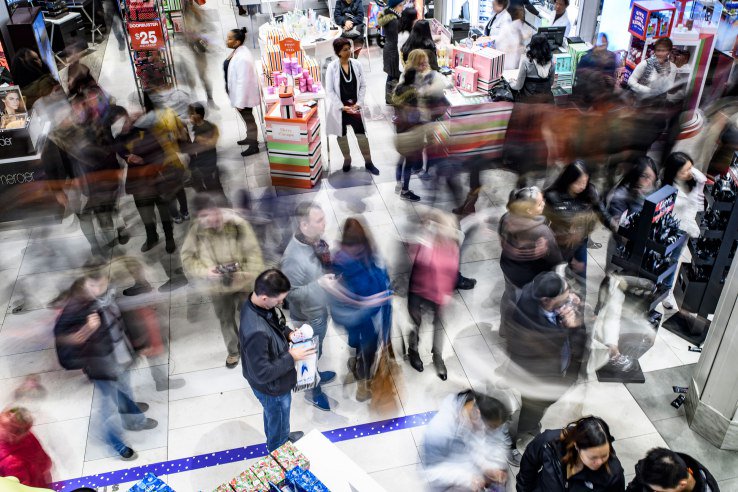 #Mobile dominated #BlackFriday as deals net $640M in sales, mobile accounted for a staggering 60% of traffic trap.it/6mzJz