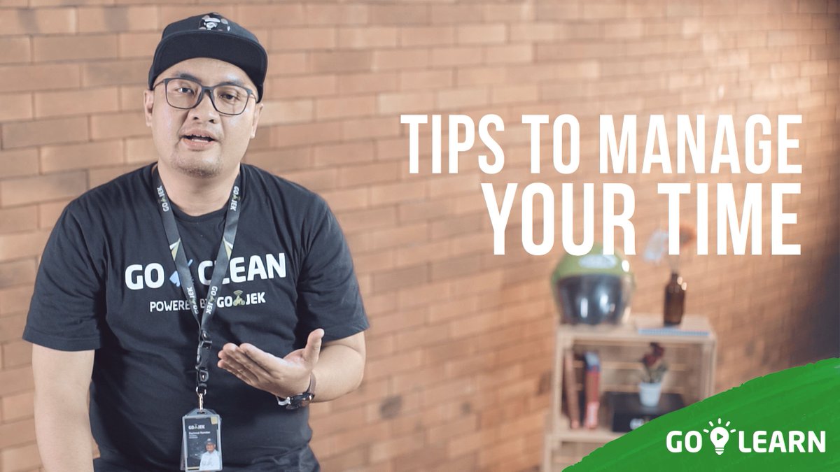 gojekindonesia's tweet photo. Hai GO-JEKers! Jangan lupa ya, video baru #GOLEARN dirilis besok! https://t.co/JF9PnZvtjW https://t.co/EjUVp299Mj