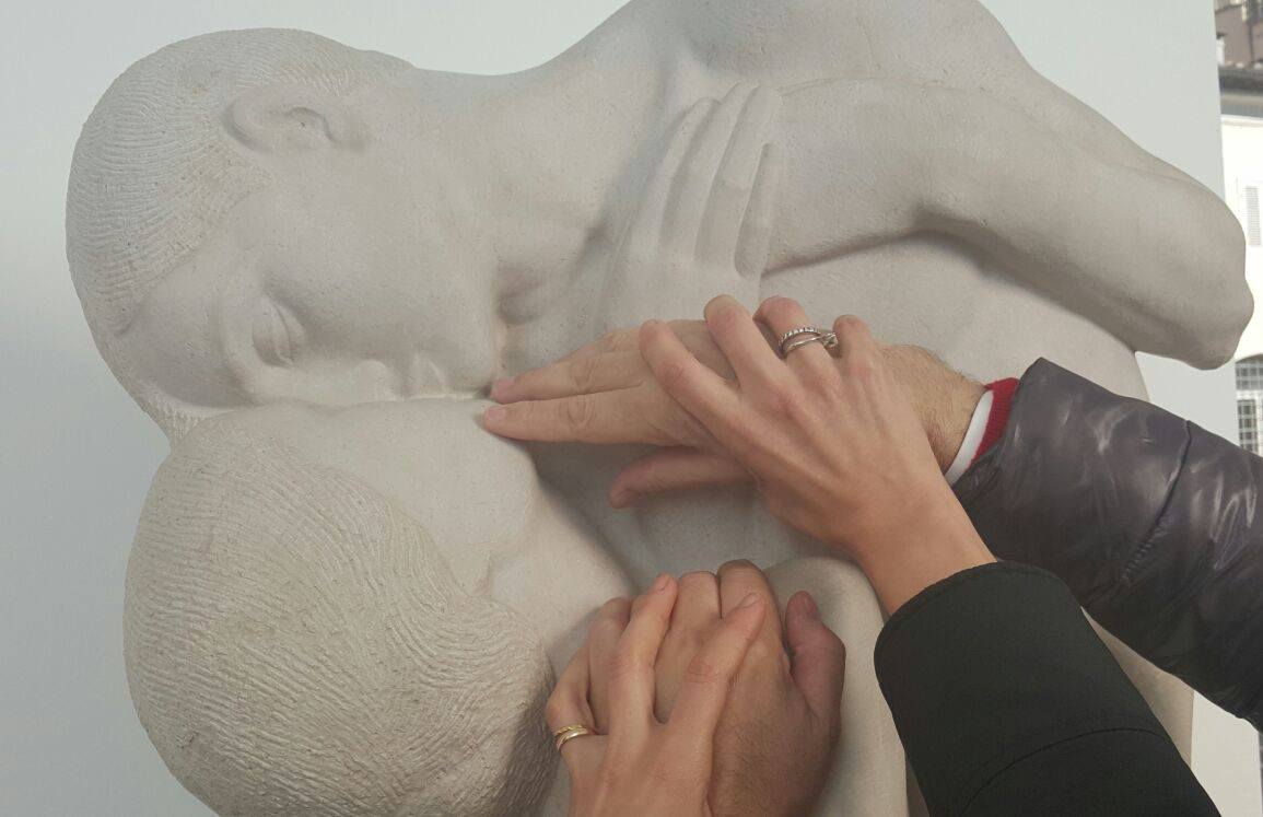 Romaround_'s tweet photo. #FelizMartes 
Chi di voi fin da bambino ha sempre cercato di toccare una statua in un museo? 
Solo per oggi #28novembre al Museo Canonica è possibile dar vita ad una delle vostre più grandi tentazioni: toccare le statue di una mostra. @Romaround_  vi augura una buona visita. https://t.co/LSbNOW0dUG