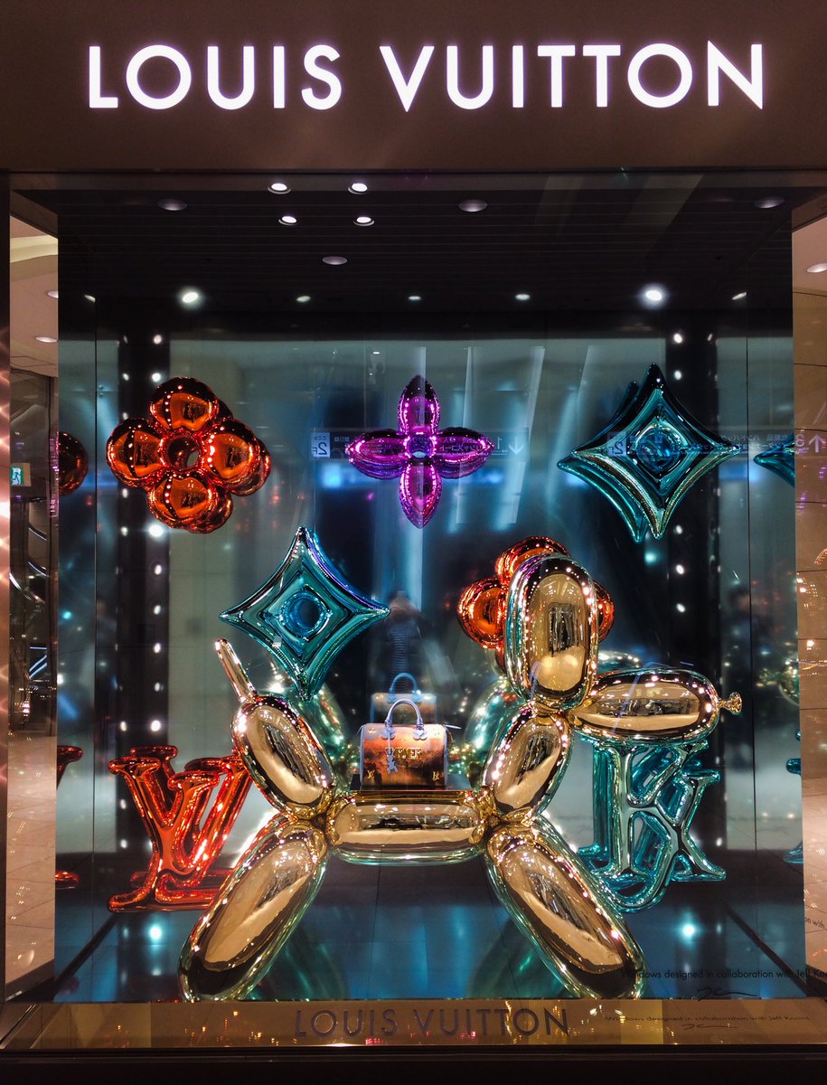 Musubi Aoki Twitterren 納品待ちで高島屋館内をぶらぶら ヴィトン ジェフクーンズのクリスマスディスプレイ 今のとこ ぶっちぎり Louisvuitton Jeffkoons 名古屋高島屋 ジェイアール名古屋タカシマヤ コラボ