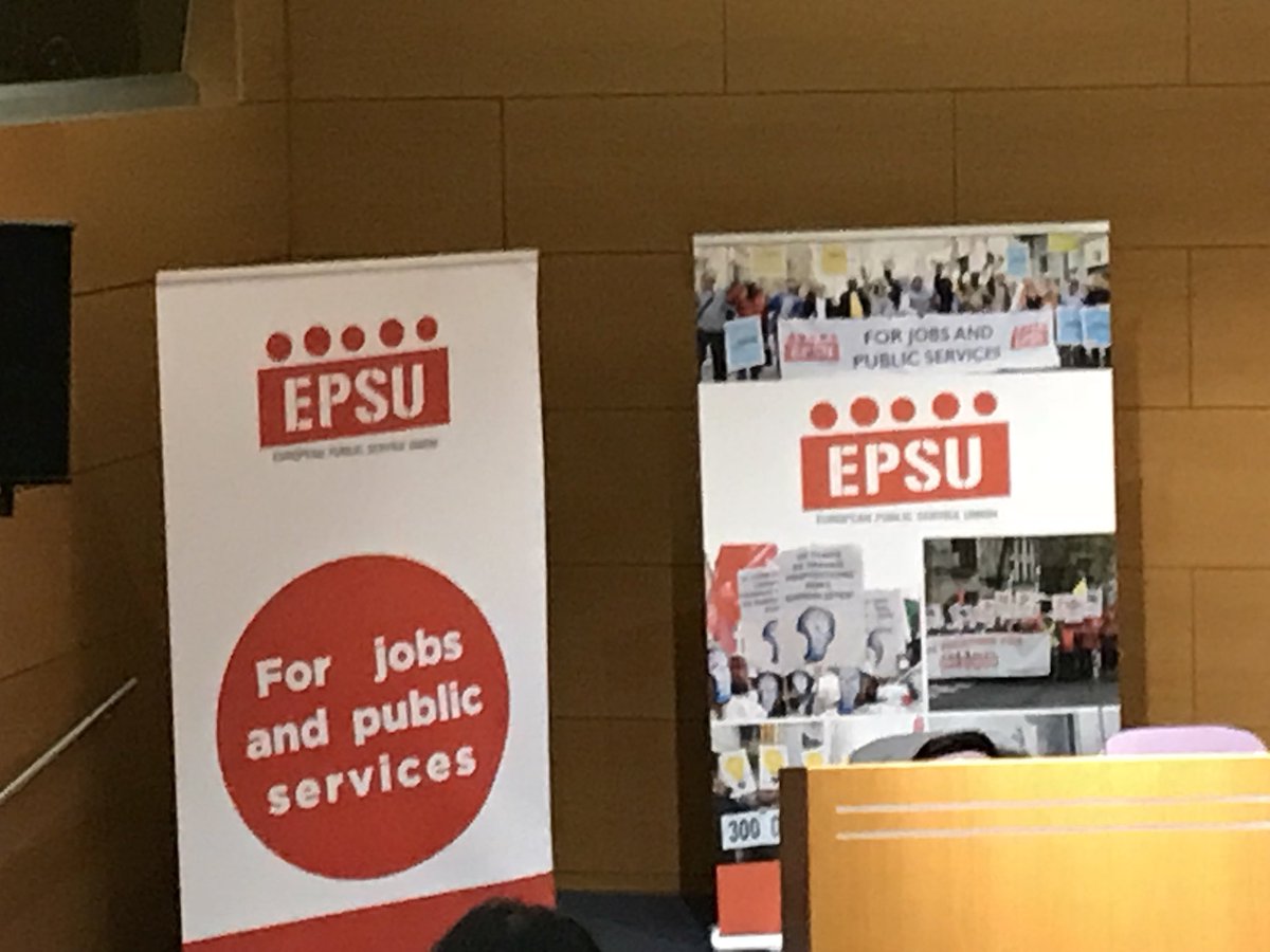 MaryLeHavre's tweet photo. @EPSUnions comité exécutif accueil pour la 1ère fois les représentants Jeunes @CFDTsantesoc #9Minthedark https://t.co/N8DnbnNi1y