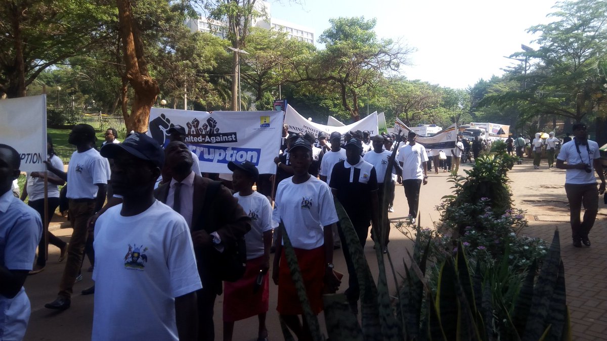 Anklerise's tweet photo. Restoring Integrity in Public service:#AntiCorruptionFight. Stakeholders march in Kampala. @ntvuganda #NTVNews.@IGGUganda https://t.co/7955DwvVR2