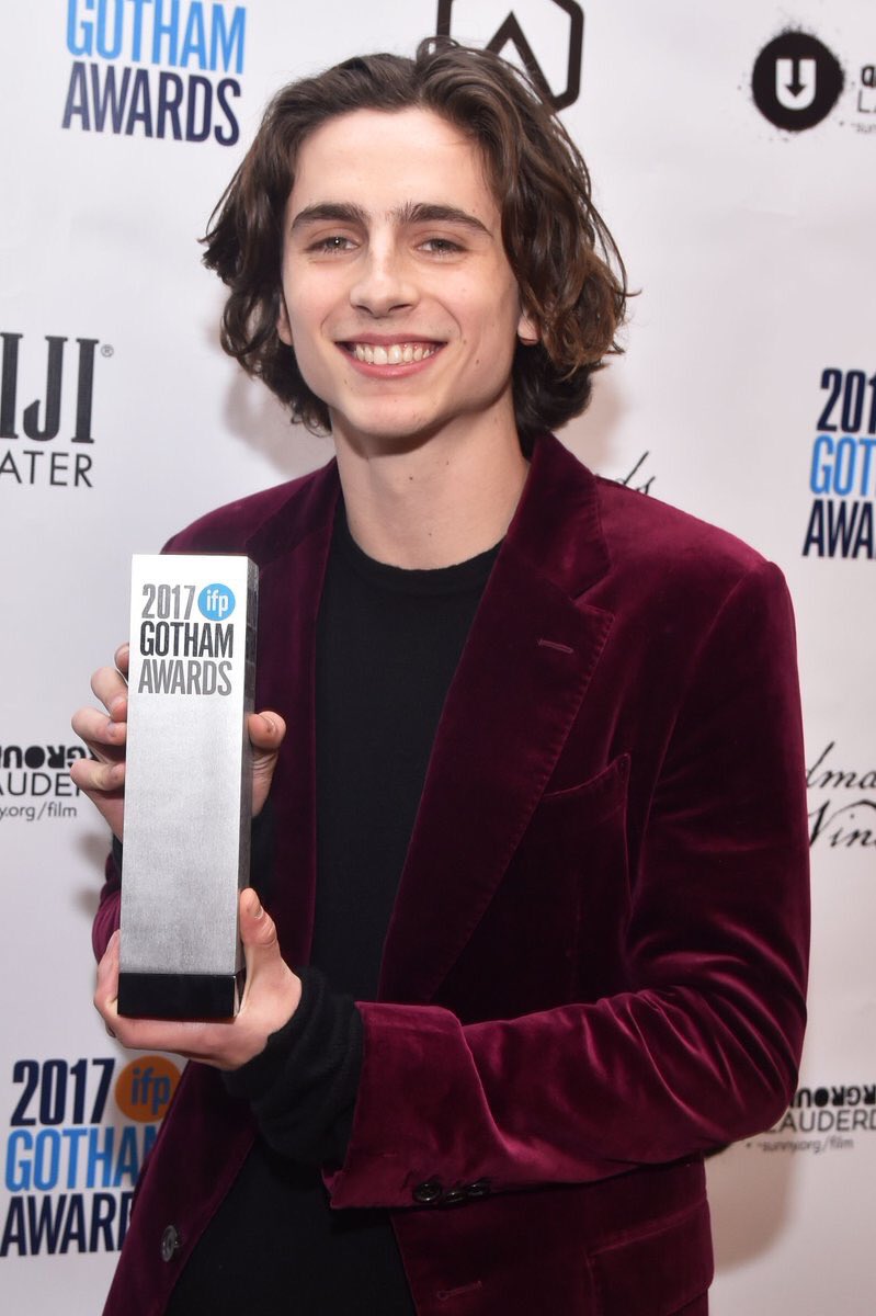 chasingchalamet's tweet photo. Timothée with his acting award at last night's 2017 Gotham Awards. https://t.co/M3kxTxdk6E