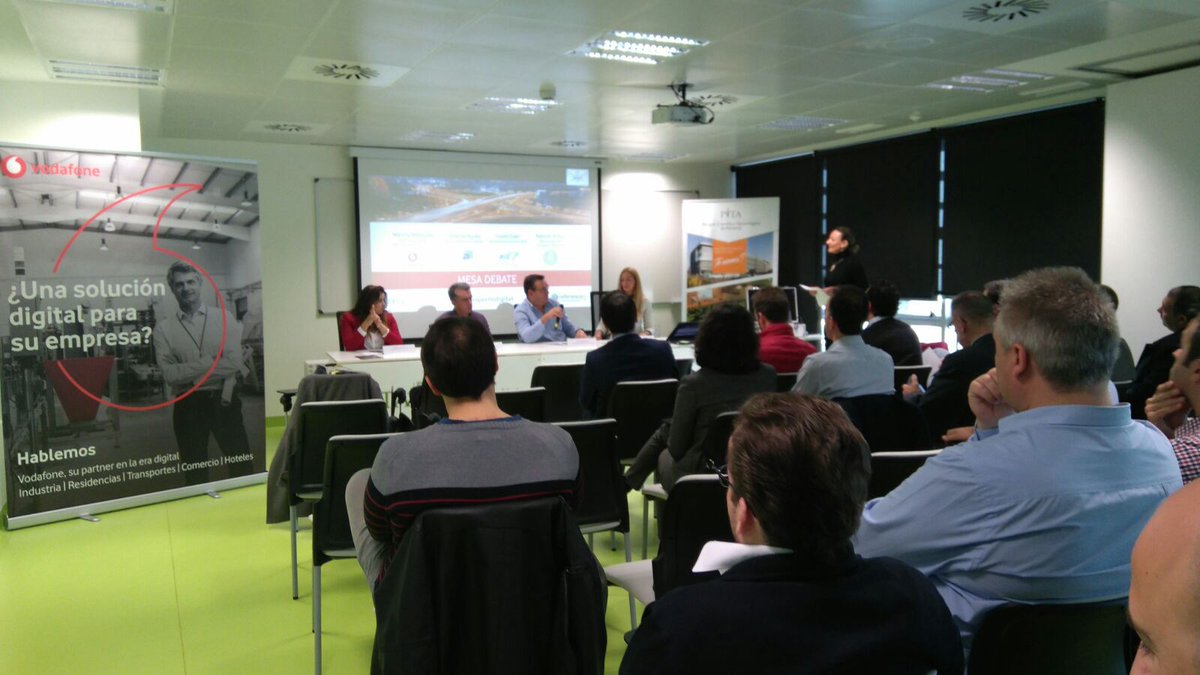 Referencia_2's tweet photo. Comienza la V jornada de #Digitalización y #Transporte en #Almería 📍
Mesa de debate sobre el #futuro de este #sector con la incorporación de nuevas #tecnologías https://t.co/ZZAXJIZCfV