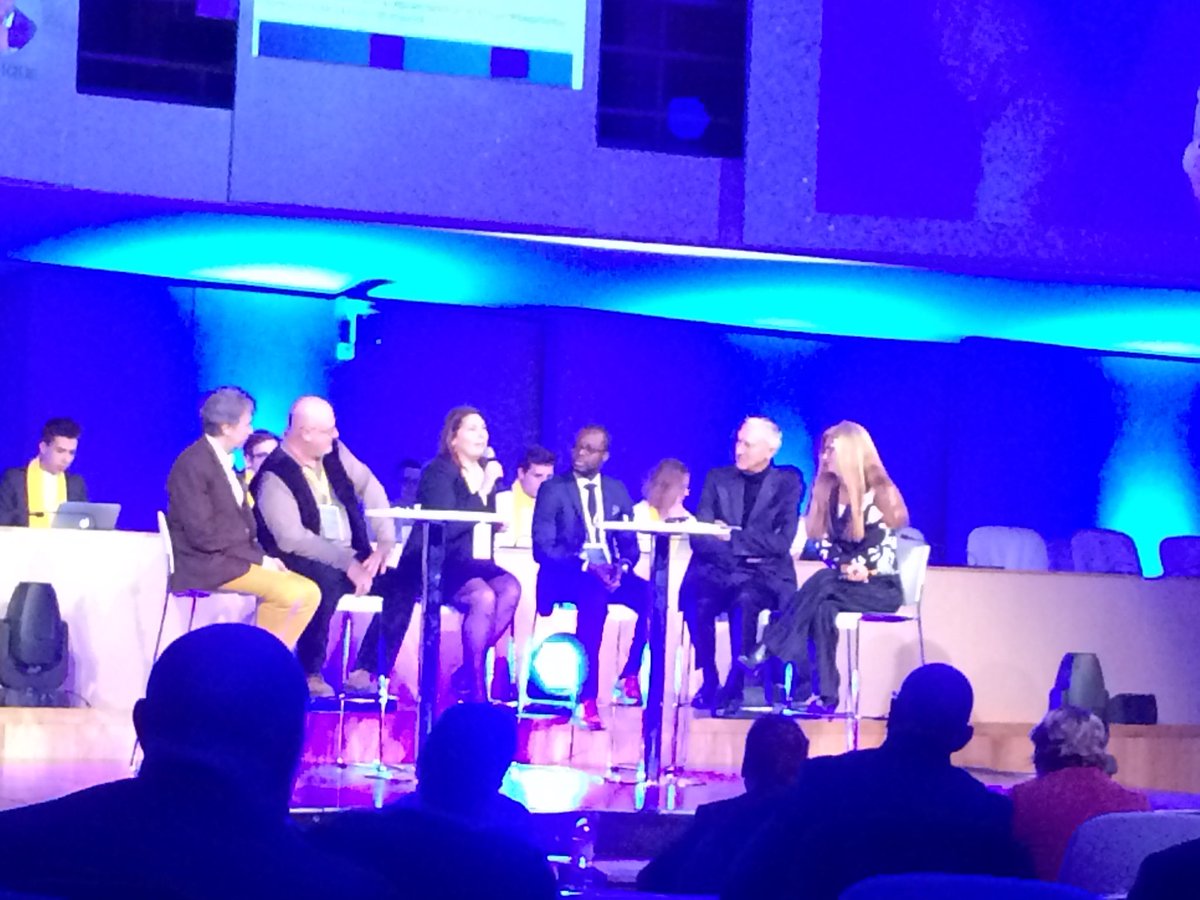 HappyGovday's tweet image. #HappyGovday avec Marc Halevy « l’homme doit rester maître de la technologie »