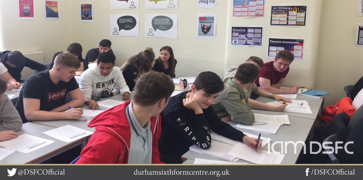 DSFCOfficial's tweet photo. FINCAP WEEK: π During #FinCap17, events took place all around the UK to improve Financial Capability. DSFC Finance students participated in a series of workshops provided by @TheMoneyCharity to improve their financial capability skills to help ensure debt free futures. https://t.co/6rNwWhMN3J