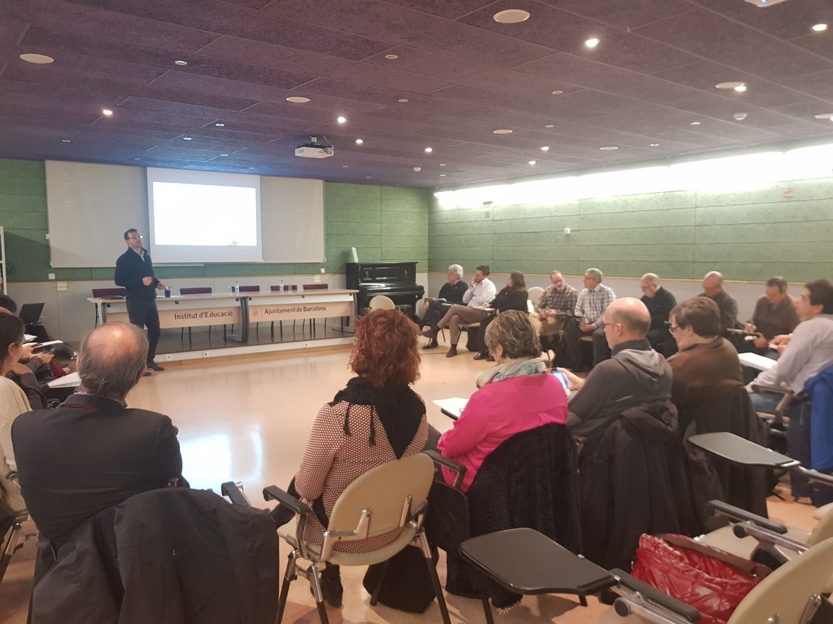 fundaciobcnfp's tweet photo. Comencem amb la comissió de treball #TSFI 👩‍🏭👨‍🏭 Compartirem experiències entorn a les vocacions industrials, l'orientació professional, sistemes industrials 4.0 i de coordinació territorial @industria21 https://t.co/KNzODYuPIK