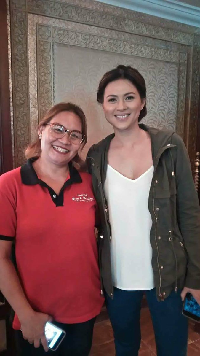 tripleluck168's tweet photo. Still as lovely as ever #PreciousLaraQuigaman-Alcaraz still has it! #TripleLuck is happy to have done her nails! #WeKnowNails #TheCelebrityGoToSalon #WeAreTheNailExperts https://t.co/yAPcSxaSBB