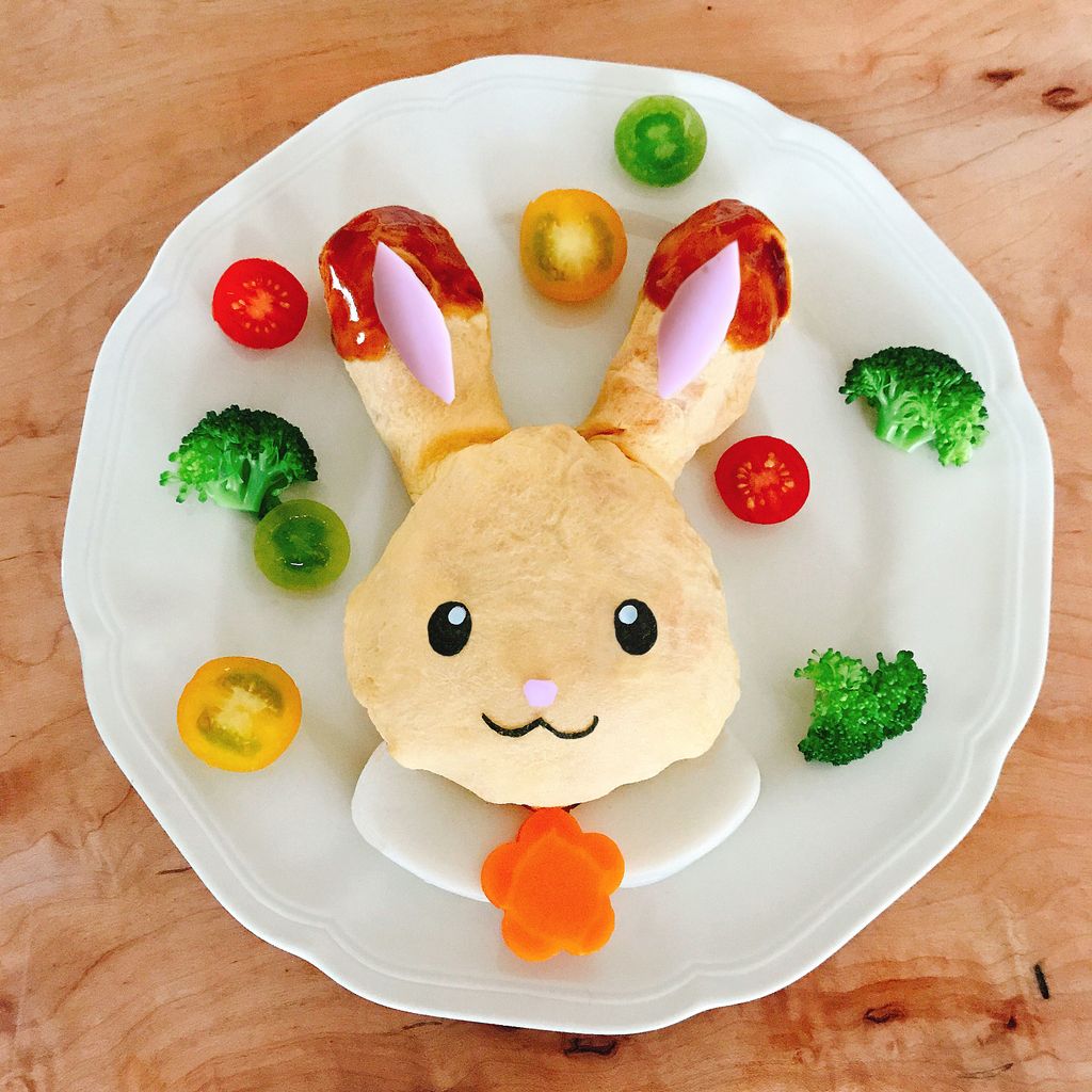 【展示品】うさちゃんオムライス 今日はショコラウサギちゃんのオムライスを作りました♪ 可愛くて