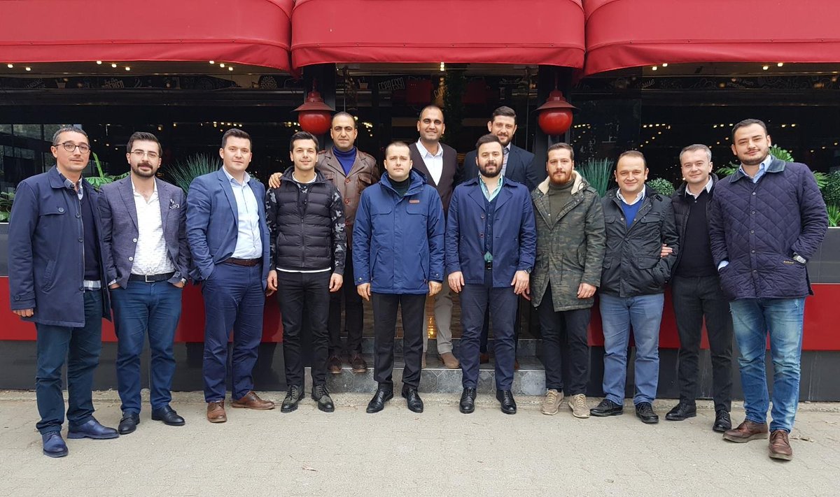 oggdernegi's tweet photo. OGİD üyelerimizden Abdullah TİTİZ' in sahibi oldugu Red Restaurant' a dernek üyelerimiz ile birlikte kahvaltı programı düzenleyerek hayırlı olsuna gittik.
Kendilerine, şehrimize hayırlı uğurlu olmasını dileriz.
#OGİD #ORDU #ÜYELER #REDRESTAURANT https://t.co/CH2rqx7R6Q