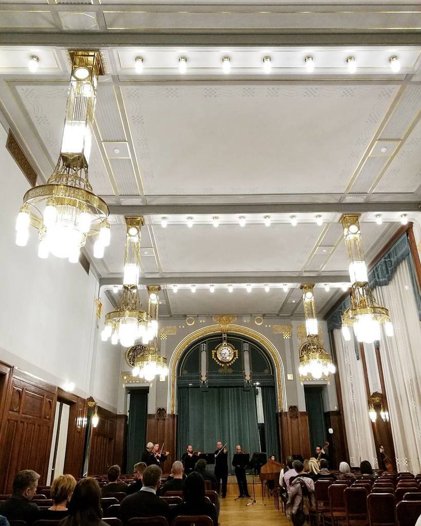 davidcrowe00's tweet photo. Ceol
.
.
.
.
#municipalhouse #prague #praha #czechia #czechrepublic #classicalmusic #music #concert #praguemusic #chamberorchestra #vivaldi #brahms #architecture #artnouveau #igers #igerspraha #igersprague #igerscz #travelgram #huaweip9 #snapseed https://t.co/sgK6scH8Va https://t.co/fyzmho2Sdo
