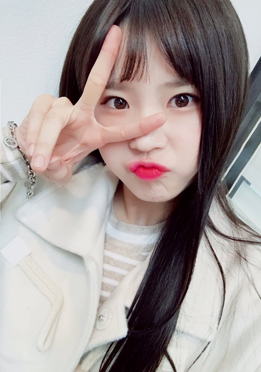 realfromis_9 tweet picture