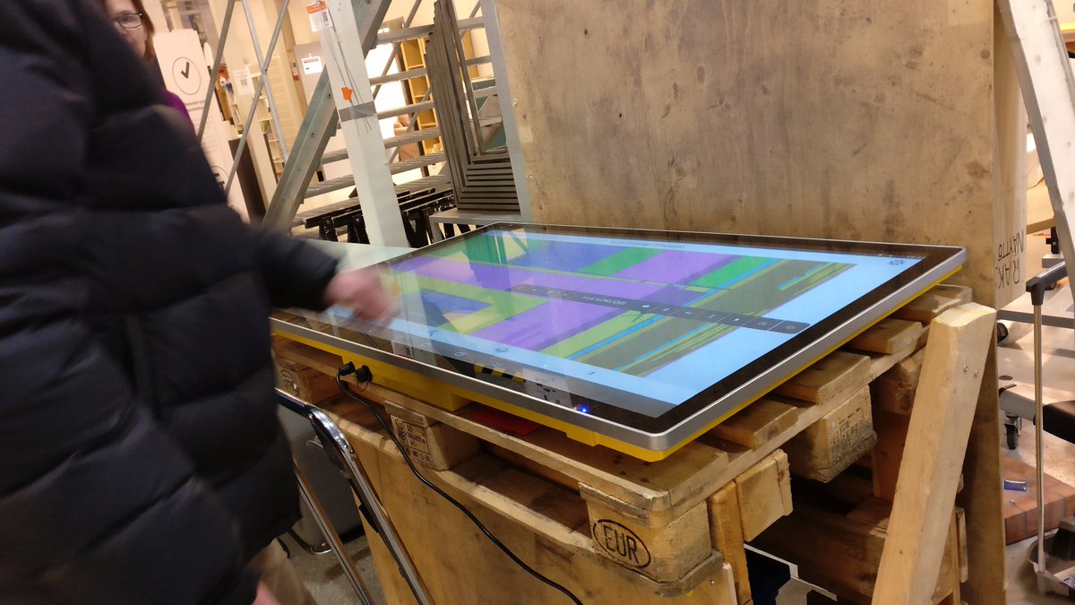 MariaJokelainen's tweet photo. Oletko menossa #slush'iin? Laita viestiä ja saat yksityisesittelyn uutuuslaitteestamme 😍 maria@kuori.tech tai DM! #SLUSH2017 @KuoriOy  #sote #edtech #multios #android7 #Windows10 https://t.co/O2vd73Ysze
