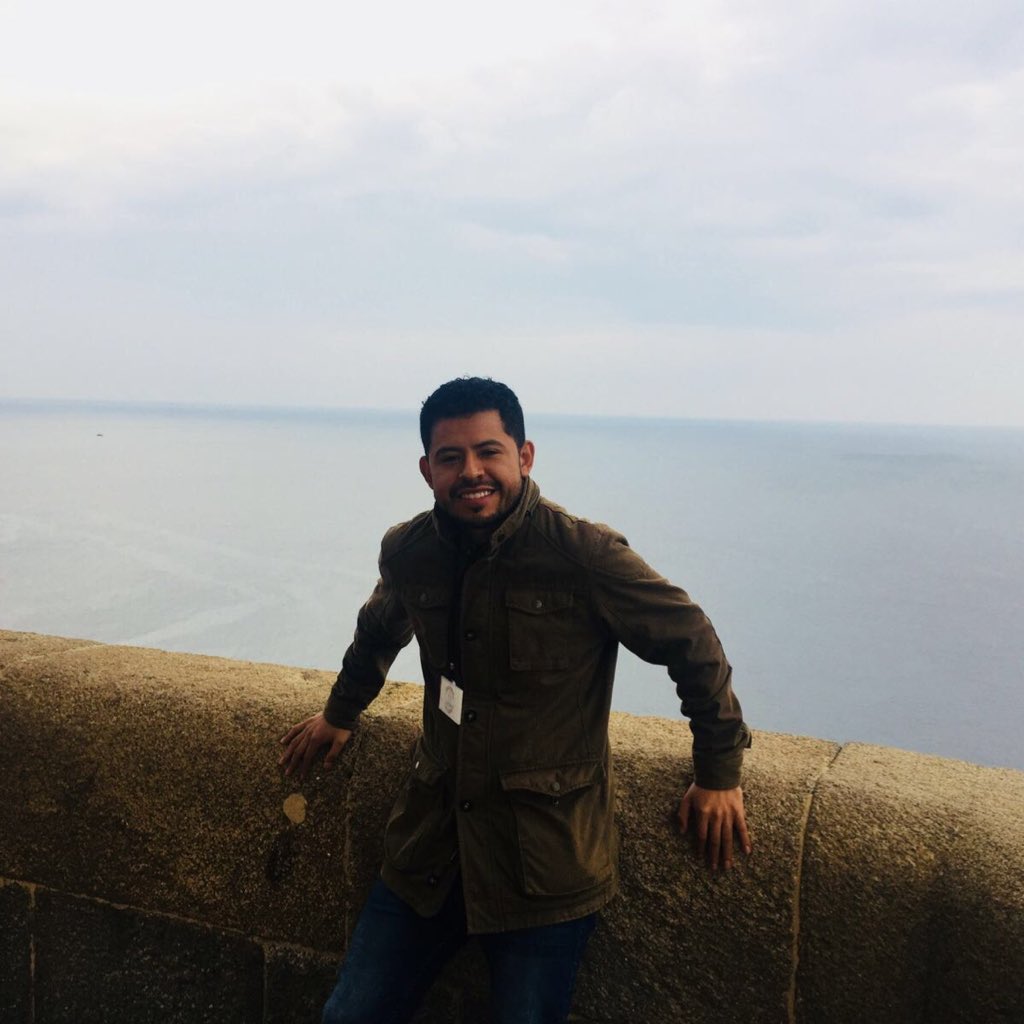 8141ROBERTO's tweet photo. #NuevaFotoDePerfil https://t.co/qXMbpmNAM5