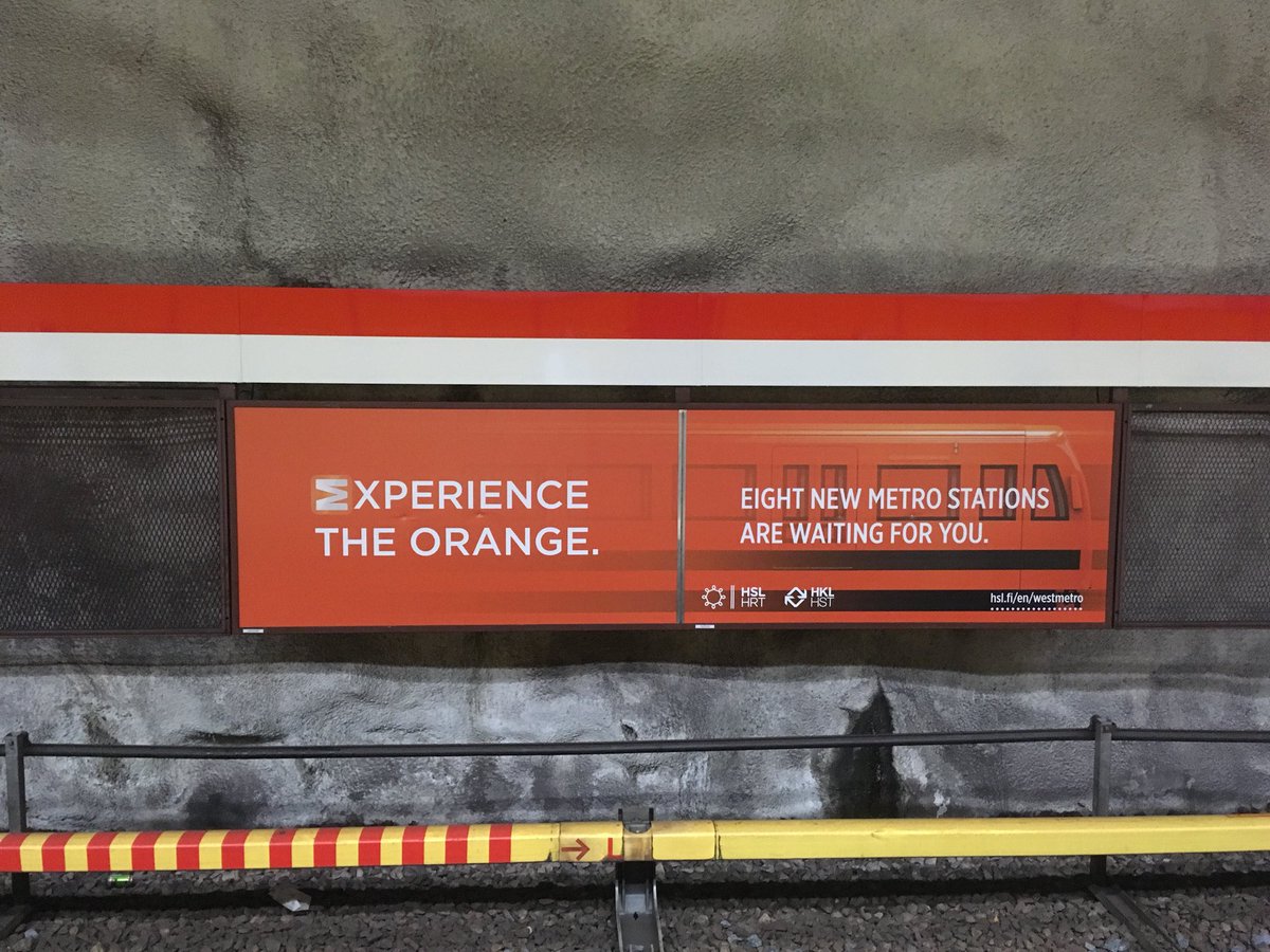 AnneBergshoeff's tweet photo. Experience the orange this week at #Hollandcorner at @SlushHQ. Seems like Helsinkiโs new metro is on our team! ๐ณ๐ฑ๐ซ๐ฎ https://t.co/NYff5Q7DJ7 #slush17 #steerpath #nltech #nlslush17 @StartupDelta @HSL_HRT @CeesBansema https://t.co/sHySzD2vXT