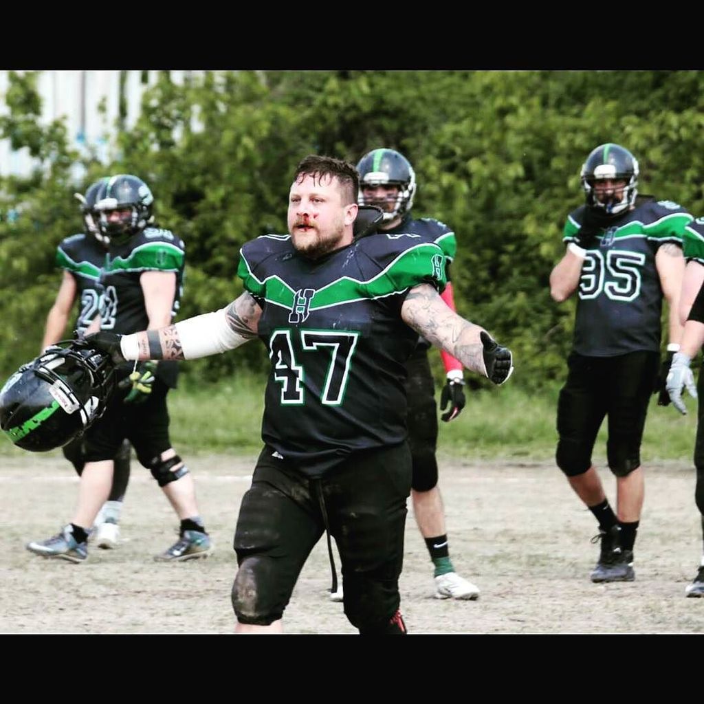 HammersAFT's tweet photo. What are you waiting for?🏈 #hammersaft #hammerslifestyle #hammersapproved #Hammers #americanfootball #FootballAmericano #FlagFootball #football #ifl #iflmagazine #iflmagphoto #followme #picoftheday #stateofmind #men #training #tackle #green #black #s… https://t.co/6oGEsno6Yn https://t.co/dCvRFaI1kv
