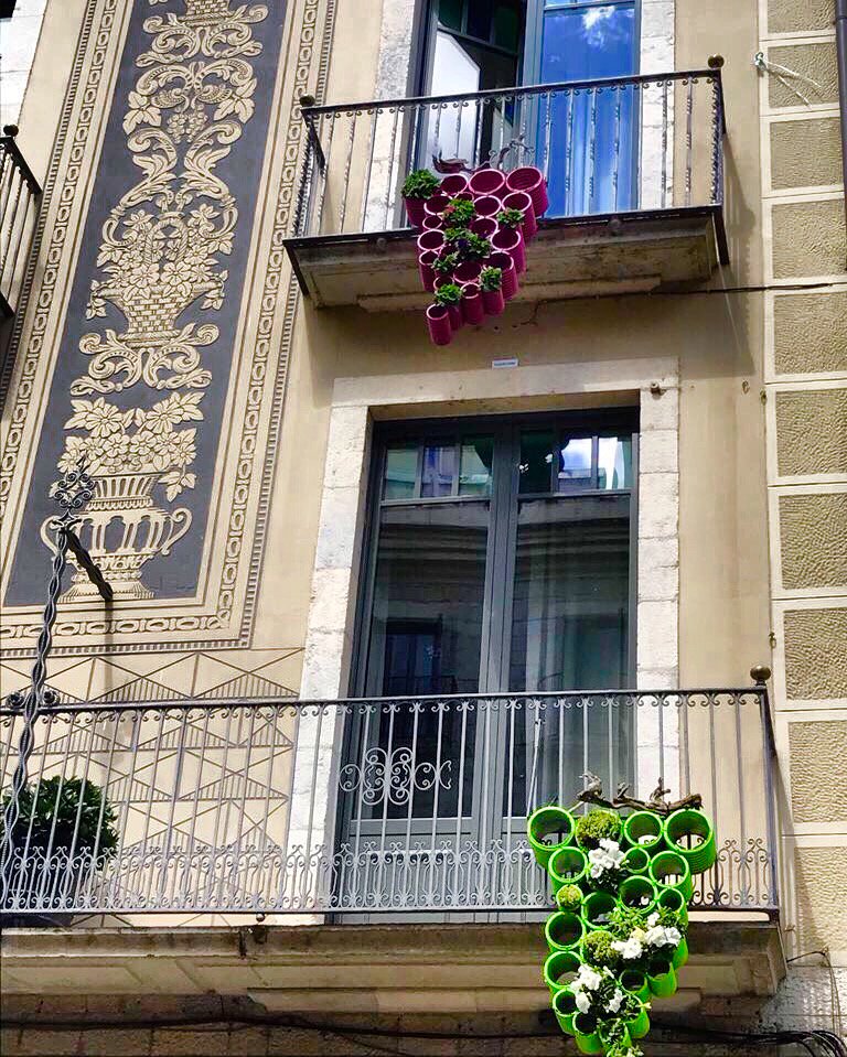Fadersonhotels's tweet photo. And you, what do you prefer? Hotel or apartment? 🤔 We want to know your opinion!#girona #gironaenamora #hoteles #turismo #green #turismosostenible #ecotoursim #eco #vacaciones #holidays #igerscatalunya #igersgirona #viajar #bike #gironabikes https://t.co/YpaO2RUzkW