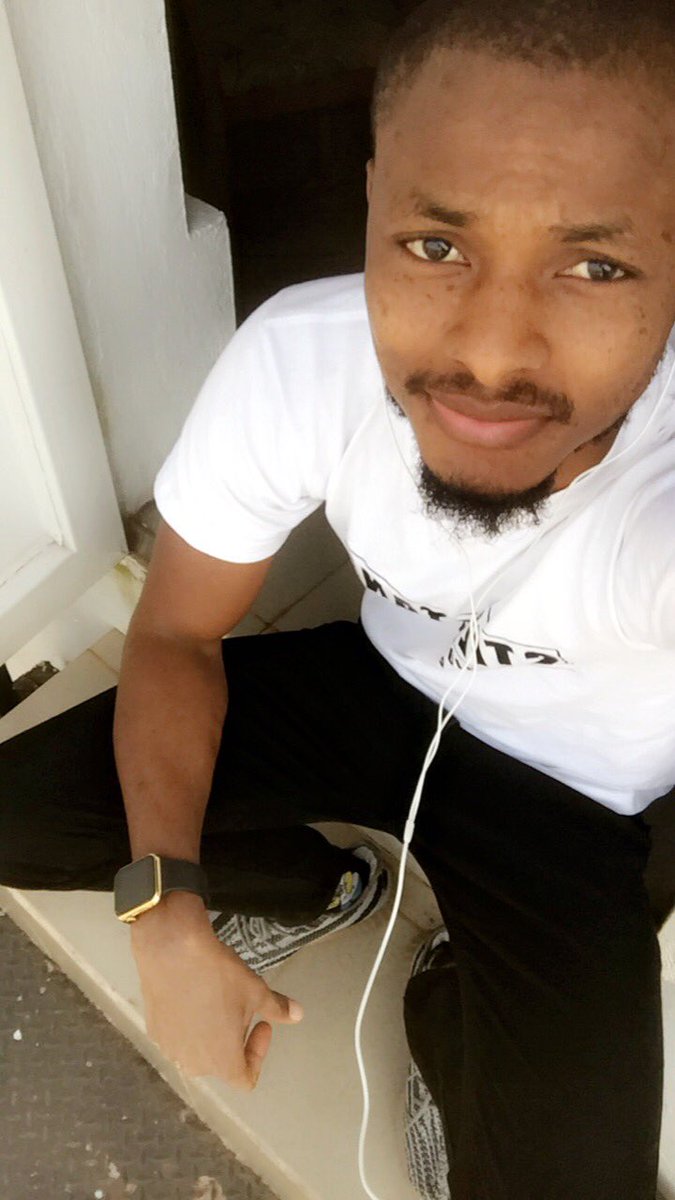 STILLSTAND224's tweet photo. Guinean brand #AfricaProud #MadeInConakry
#Conakry #Kibaro #224 #TeamAfrica #TeamGuinea #MadeInConakry https://t.co/a7wS7HbGqy