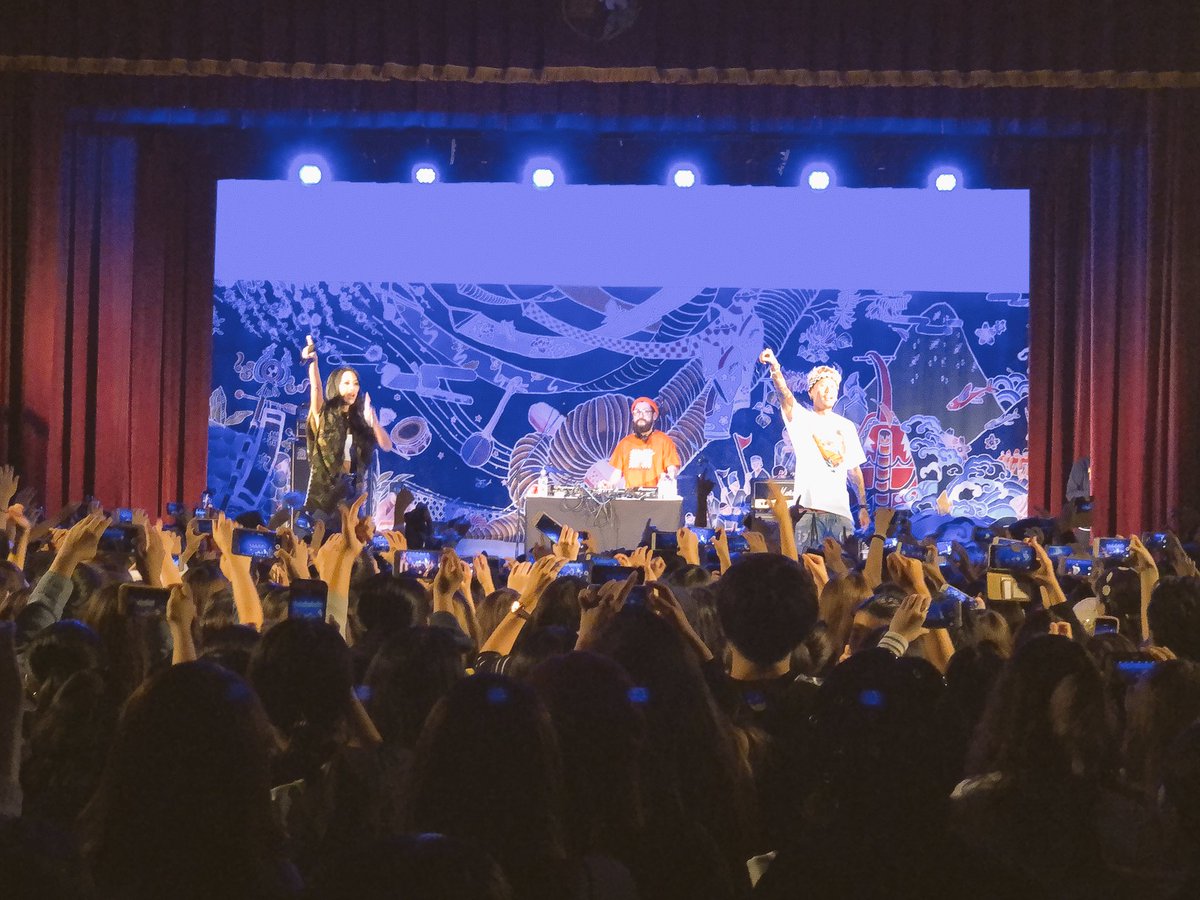 CREAM_STAFF's tweet photo. 25,26日の沖縄epicaと沖縄女子短期大学の沖女祭でのCREAM。
沖縄の皆さん盛り上がりもすごく最高でした。

#CREAM #沖縄 #epica #沖女祭 https://t.co/d0SZCSpnph