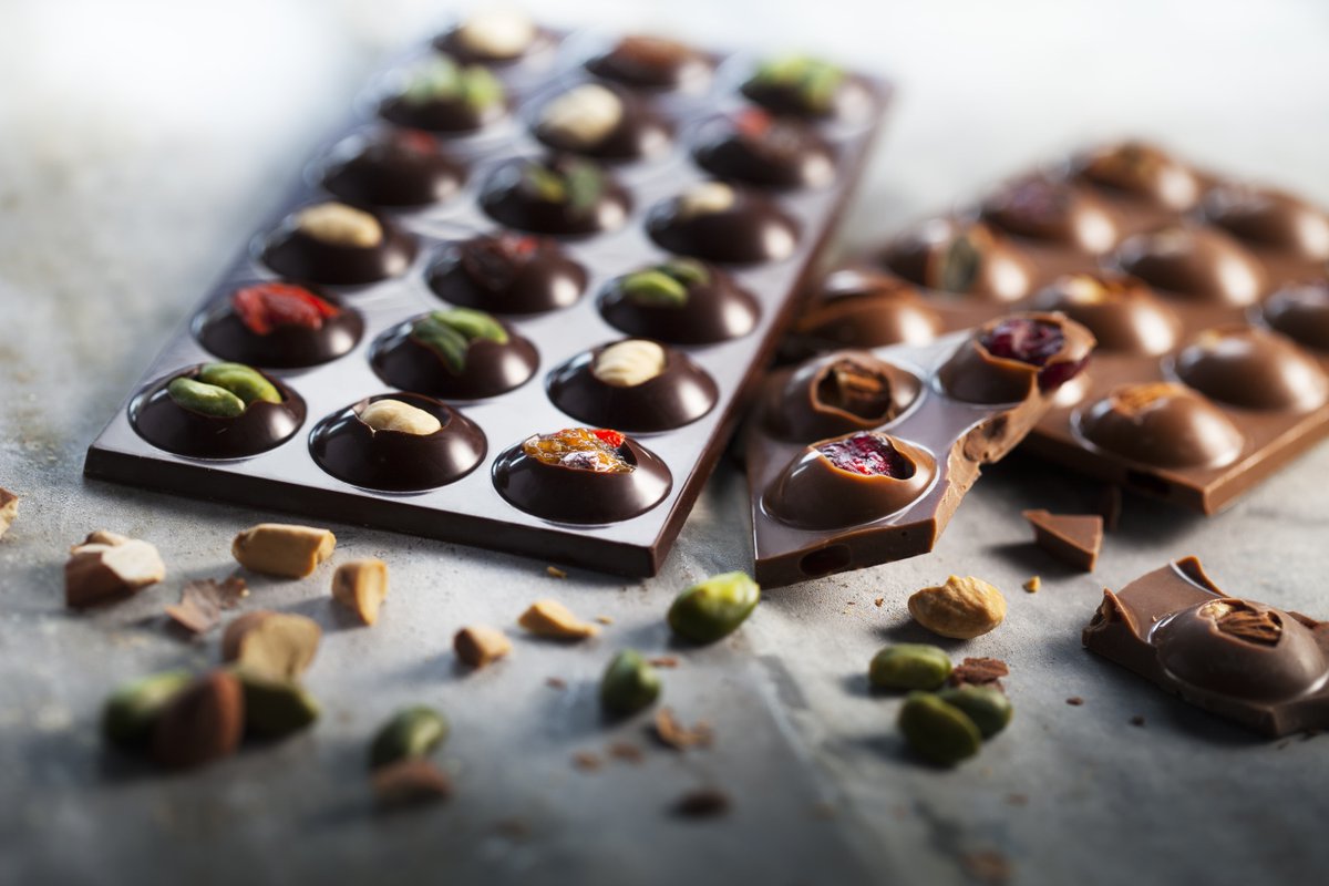 BarryCallebaut's tweet photo. Nearly half of the consumers are trying to limit their #sugar intake. That's why we highlight at this week's #FiE2017 our 5 wholesome sugar solutions: https://t.co/map0Sn196O #chocolate #FiE17 #FiEurope17 (cc @Fi_Global) #BarryCallebaut #CraftCreateCollaborate https://t.co/bulTWcVcbP