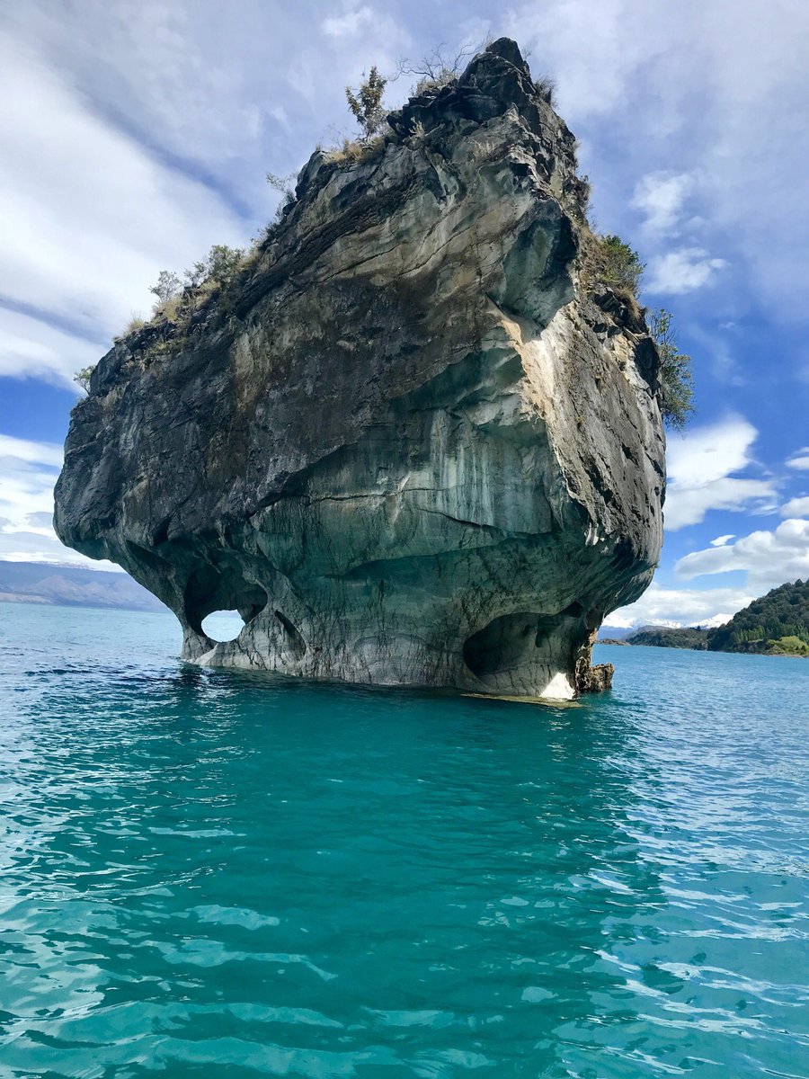itsasma11world's tweet photo. Une chapelle et une cathédrale creusées dans le marbre. La nature fait des merveilles. https://t.co/NAzNcuzYcO