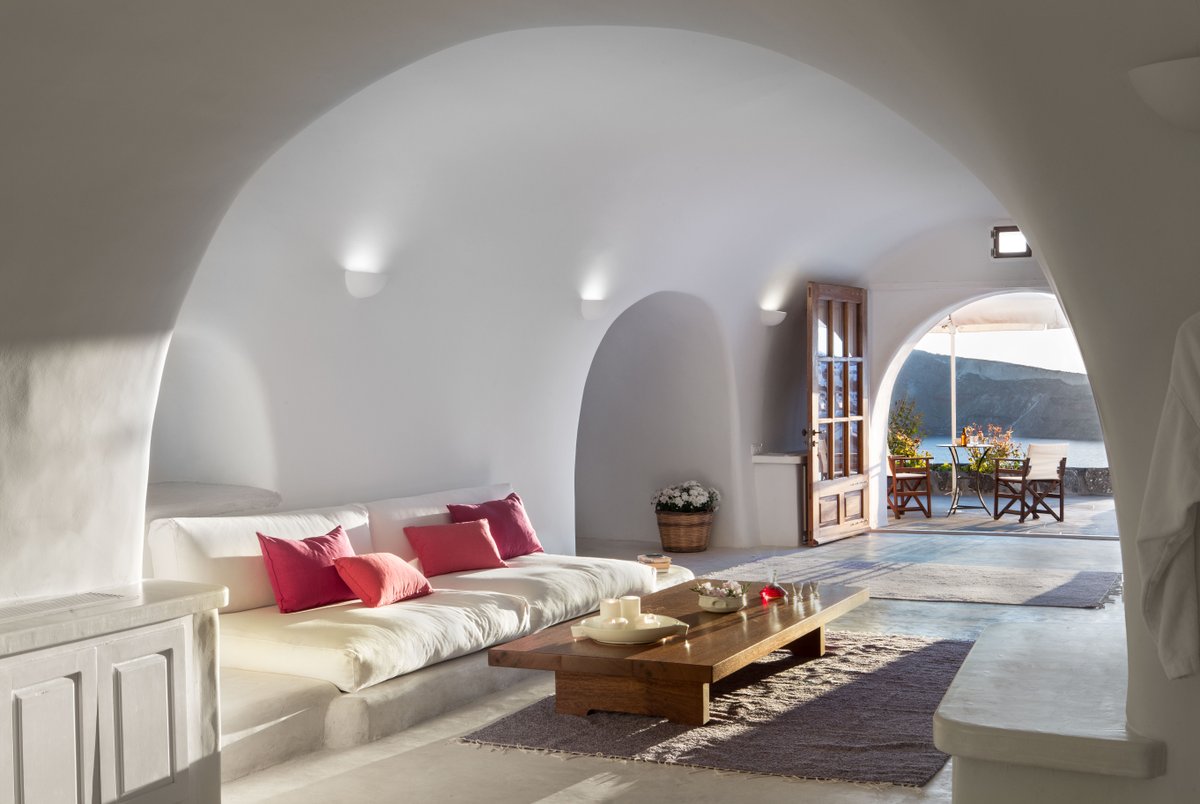 Perivolas Hotel Let The Sunshine In Perivolas Oia Santorini Photo Enrique Menossi Rosa Minano