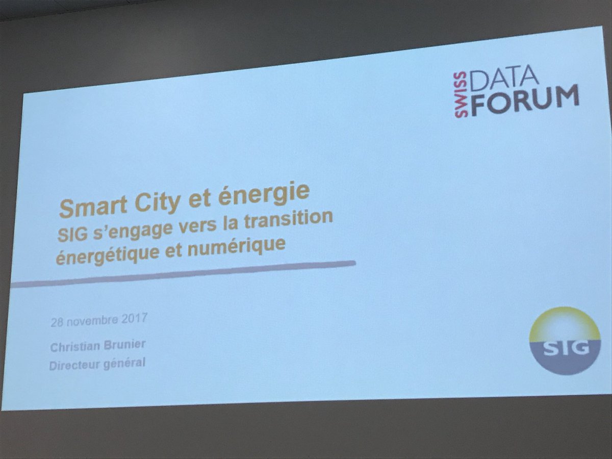 SwissDataForum's tweet image. On parle Smart City au #SwissDataForum avec le directeur des SIG, M. Burnier.
